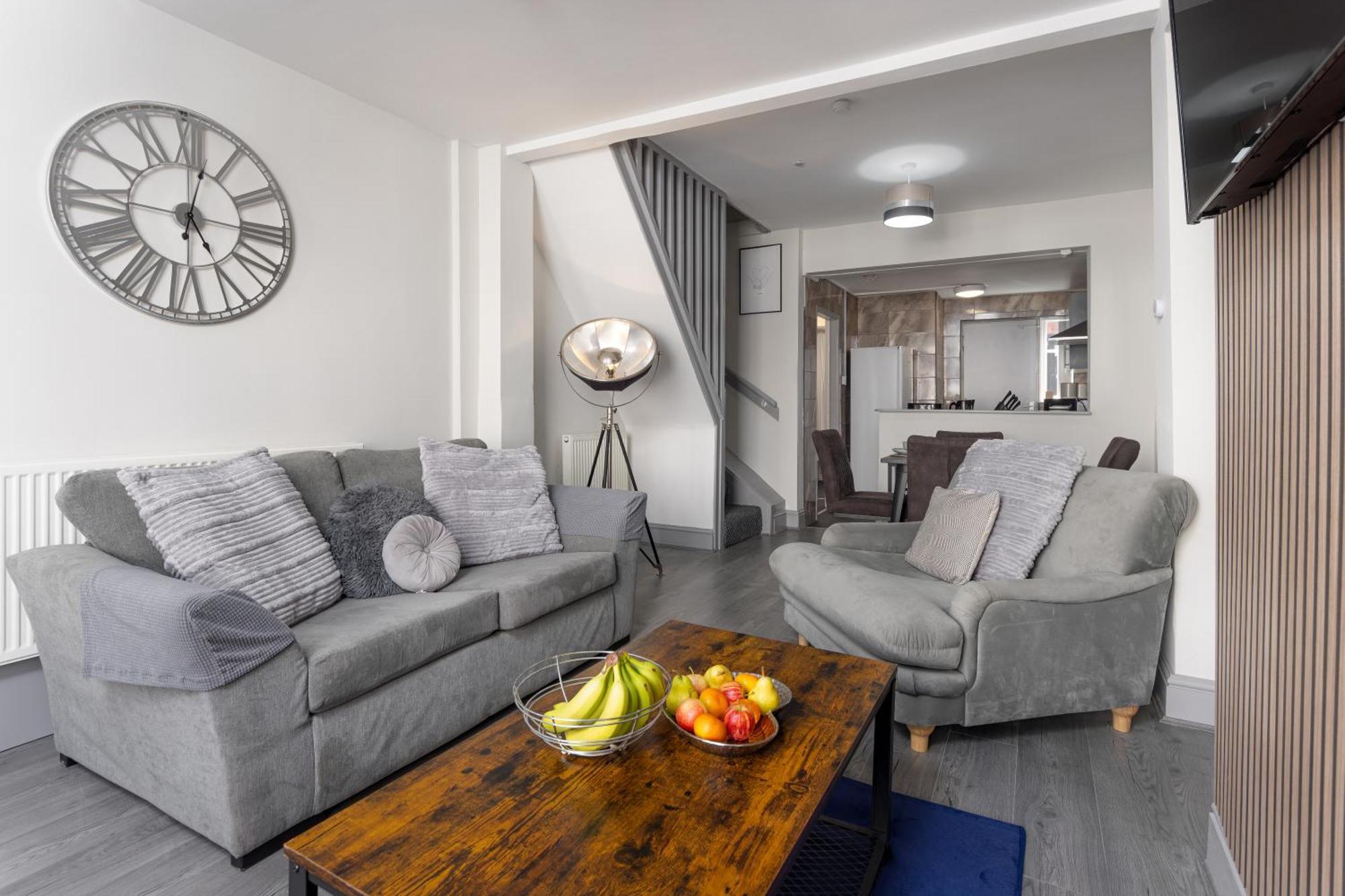 Holiday home Gorst House - Air Host & - Free Parking Liverpool